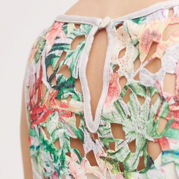 Anthropologie Inari Eyelet Floral Printed Sleeveless Top (NWT) - Picture 3 of 4